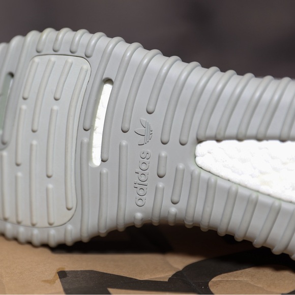 Adidas Yeezy Boost 350 Moonrock - Picture 6 of 8